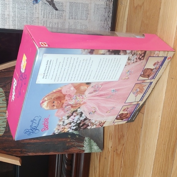 Butterfly Princess Barbie - Picture 10 of 11